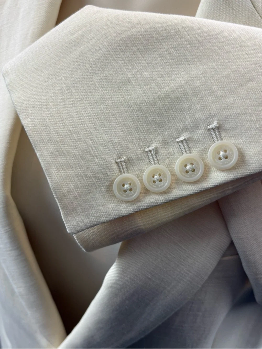 Nili Lotan's 'Francoise' oversized blazer in Ivory 2 - Picture 10 of 14